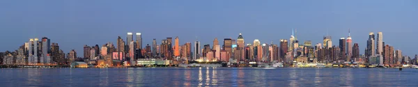 New Yorks manhattan waterfront — Stockfoto