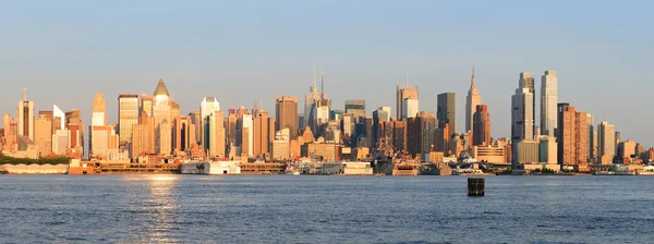 O pôr-do-sol de Nova Iorque Manhattan — Fotografia de Stock