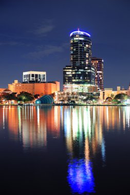 Orlando şehir merkezindeki karanlığında