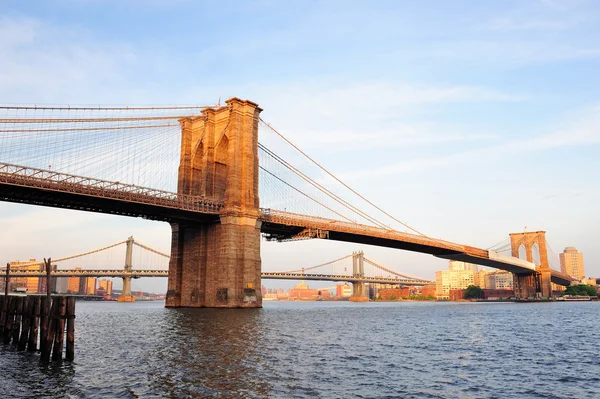 ニューヨーク市マンハッタンのブルックリン橋 — ストック写真