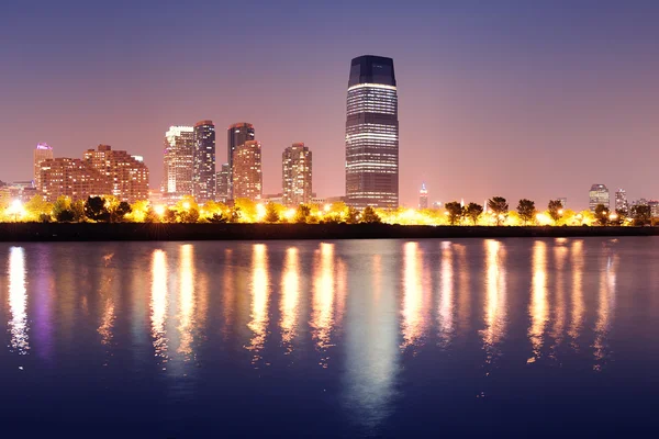 Urbana staden natt panorama — Stockfoto