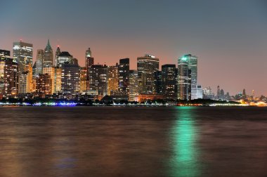 New York'un manhattan alacakaranlıkta panorama