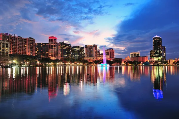 Orlando şehir merkezindeki karanlığında — Stok fotoğraf