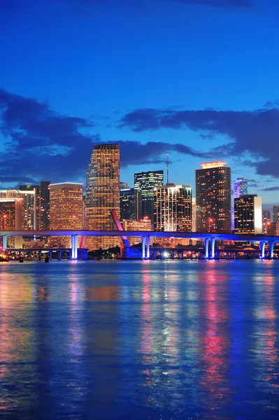 Miami-nachtbeeld — Stockfoto