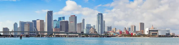 Skyline der Stadt Miami — Stockfoto