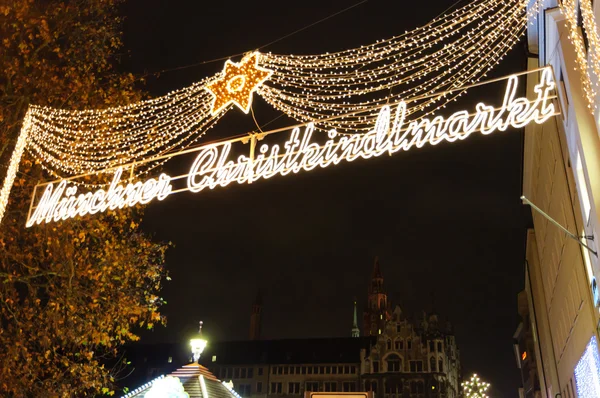 Vánoční osvětlení v Mnichově, Německo — Stock fotografie
