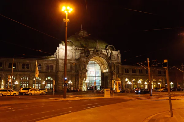 La estación central de Nuremberg en Navidad — Foto de Stock