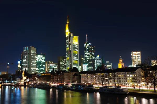 Frankfurt am main, Duitsland in de nacht — Stockfoto