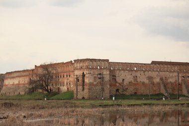 16. yüzyılda kale kalıntıları