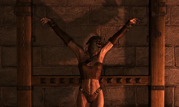 Mulher da inquisição acorrentada — Fotografia de Stock