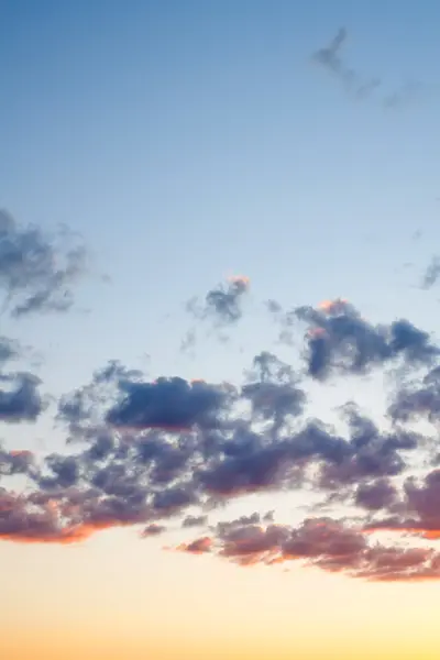 Громкое небо — стоковое фото