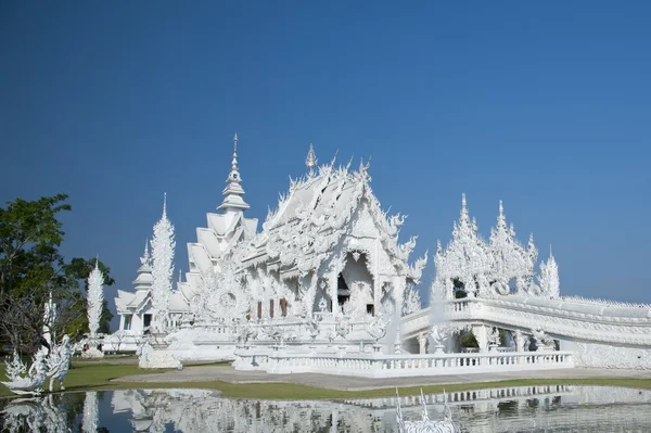 Fehér templom chiang rai, Thaiföld — Stock Fotó