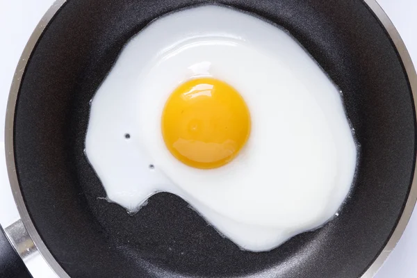 Closeup vejce v pánvi — Stock fotografie