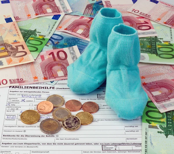 Application for family benefits in austria — Stock Photo, Image