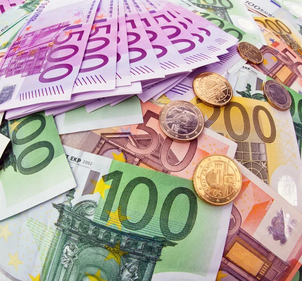 Muchos billetes en euros —  Fotos de Stock