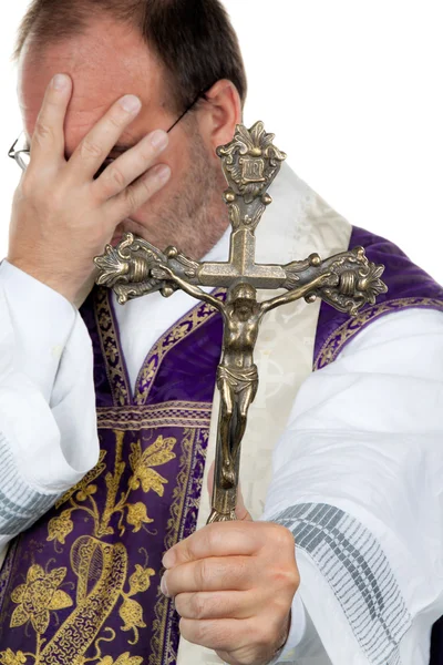 Sacerdote católico desesperadamente —  Fotos de Stock