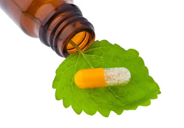 Gyógyszer. a levél kapszula tabletták — Stock Fotó