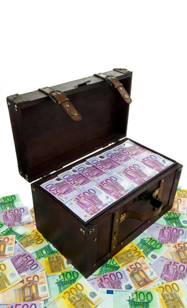 Chest with euro banknotes — Stock Photo, Image