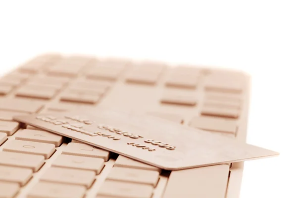 Computertastatur und Kreditkarte — Stockfoto