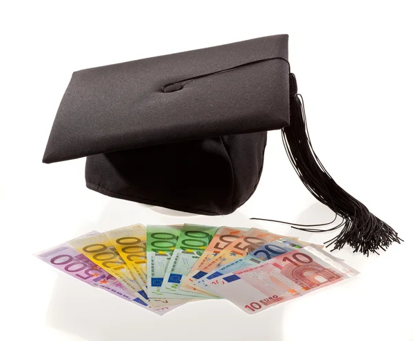 Osiągnięcia i?. koszty kształcenia w Europie. — Zdjęcie stockowe