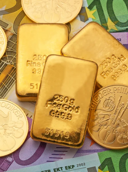 Investeringer i ægte guld end guldbarrer - Stock-foto