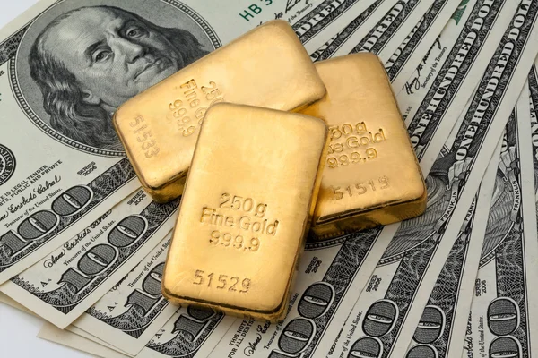 Inversión en oro real que lingotes de oro — Foto de Stock