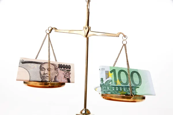 Yen and euro — Stock Photo, Image