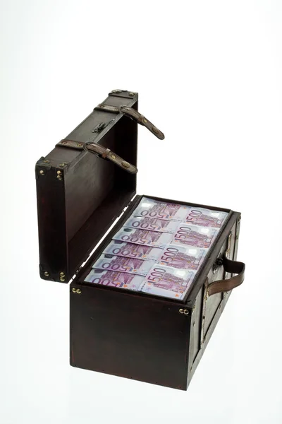 Chest with euro banknotes. — Stock Photo, Image
