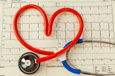 Heart-shaped stethoscope clipart