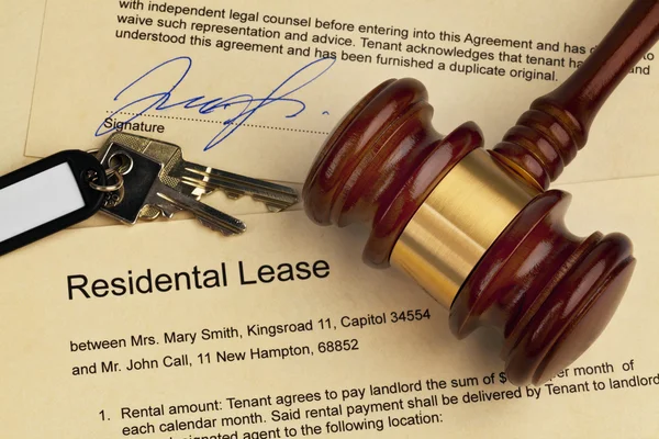 stock image Apartment keys and rental agreement