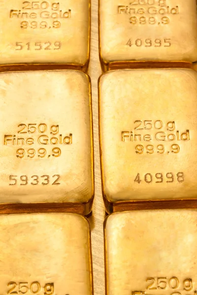 stock image Investment in real gold than gold bullion