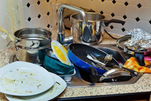 Unordentliche Küche — Stockfoto