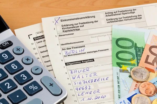ドイツの所得税の申告 — ストック写真
