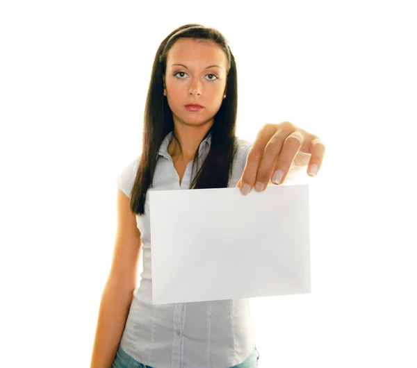 Mulher com um envelope em branco — Fotografia de Stock