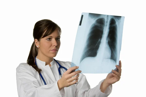 Доктор в больнице с рентгеном — стоковое фото