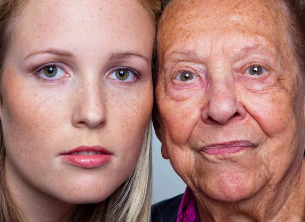 Portrait of a young and an old woman — Stock Photo, Image