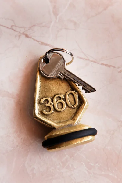 Key from a hotel — Stock Photo, Image