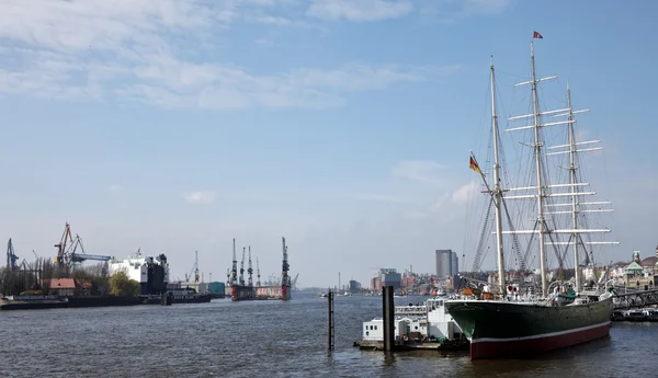 Puerto de Hamburgo, rickmer rickmers Museo barco — Stockfoto