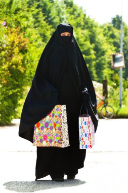 Veiled muslim woman clipart