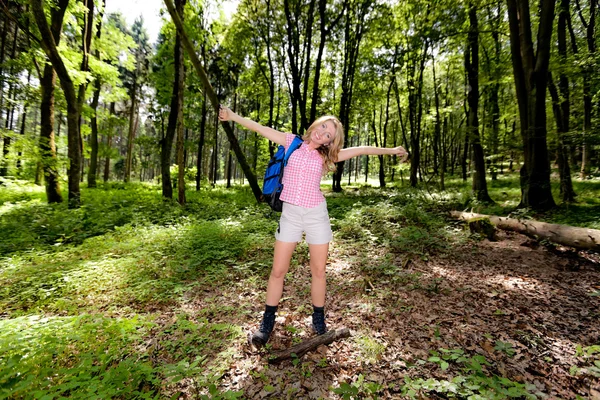 Woman in nature while hiking — Stock Photo, Image