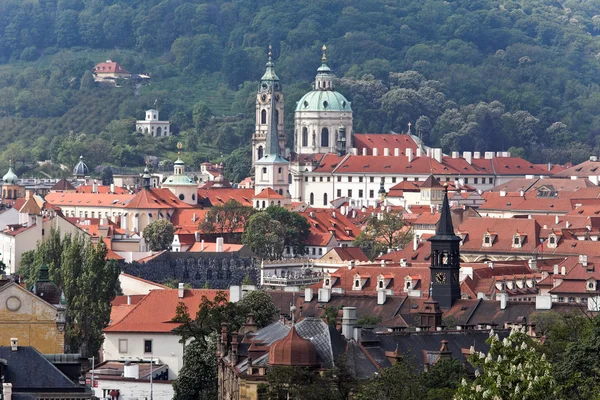 Prag, St.-Nikolaus-Kirche — Stockfoto