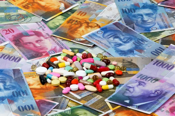Švýcarský Frank a tablety — Stock fotografie