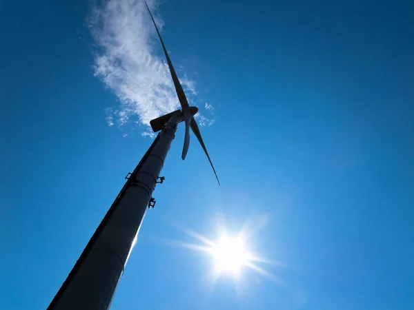 Енергія вітру альтернативна енергія від вітроенергетики — стокове фото