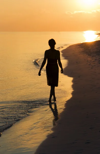 Bir rüya sahilde günbatımı — Stok fotoğraf