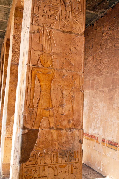 Egypt, západní Théby, chrám královny Hatšepsut a — Stock fotografie