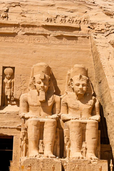 Egyiptom, abu simbel rock templomok — Stock Fotó