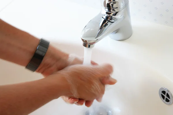 Händewaschen — Stockfoto