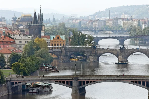 Most přes Vltavu v Praze — Stock fotografie