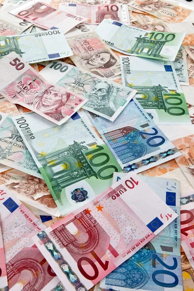 Eurobankbiljetten en Tsjechische kronen — Stockfoto