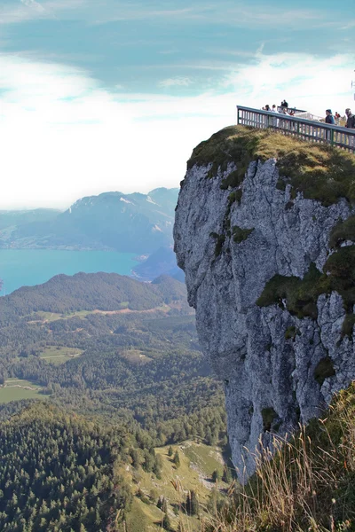 Österrike, med fåren berg får mountain house — Stockfoto